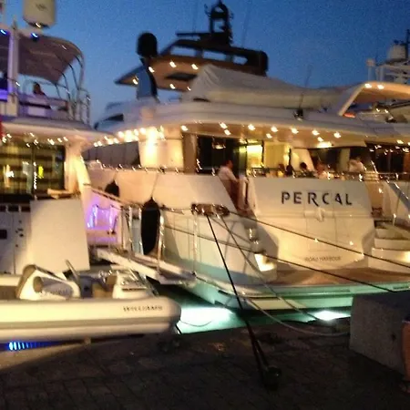 Tropez Village * 圣特罗佩