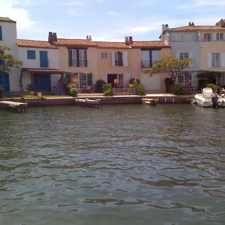 Апартаменти Tropez Village